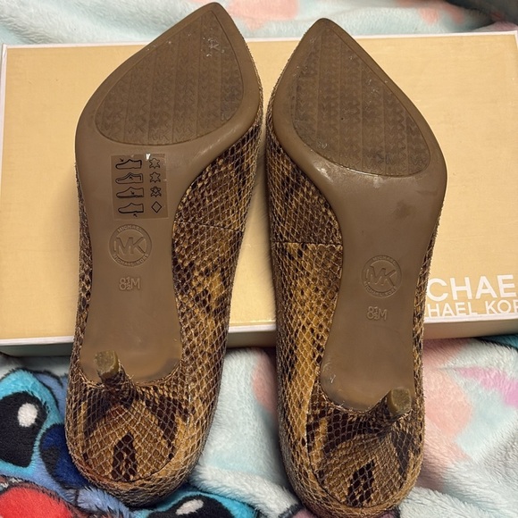 Michael Kors Brown Snakeskin Women's Heels - Picture 5 of 7